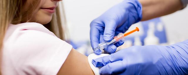 Гинцбург заявил, что вакцина Pfizer от COVID-19 может быть противопоказана людям с аллергией