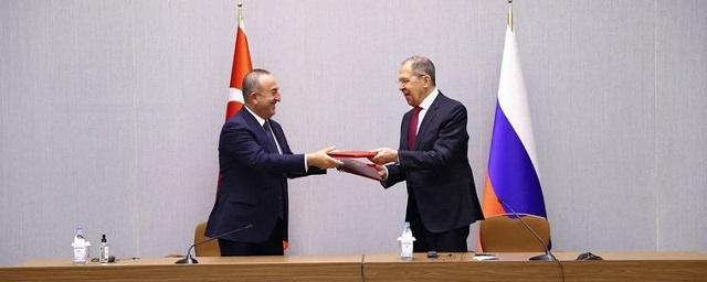 Россия и Турция готовятся к совместному производству вакцины от COVID-19