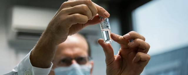 Ученый: пандемия закончится к лету даже если не будет вакцинации