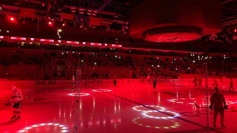 В Екатеринбурге во время хоккейного матча погас свет