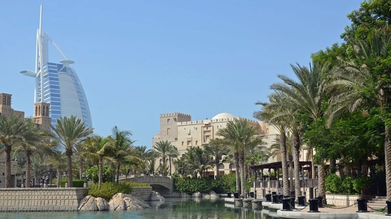 Дубай ужесточил коронавирусные ограничения для путешественников