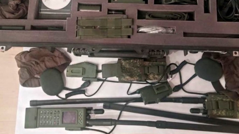 ФСБ пресекла контрабанду российских военных радиостанций