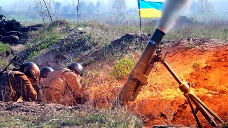 Украина возобновила интенсивные обстрелы Донбасса