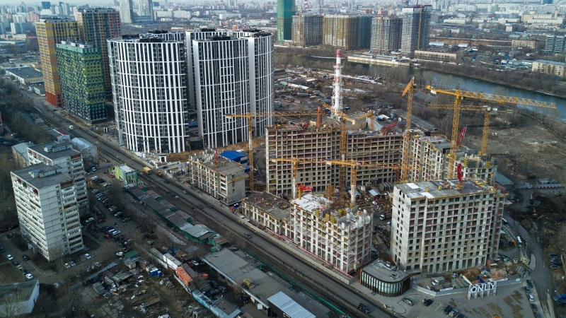 В Госдуме предложили разрешить строить апартаменты