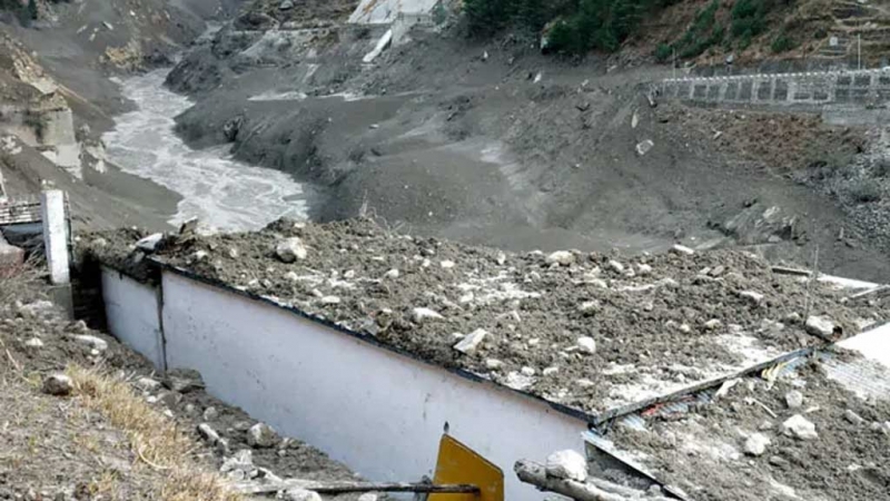 Сход ледника в Индии: число погибших выросло до 18, пропали без вести более 200 человек