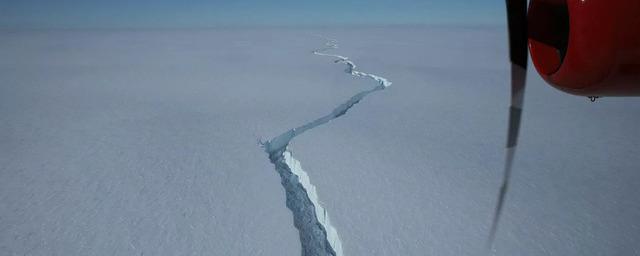 В Антарктиде откололся айсберг почти в 1300 квадратных километров