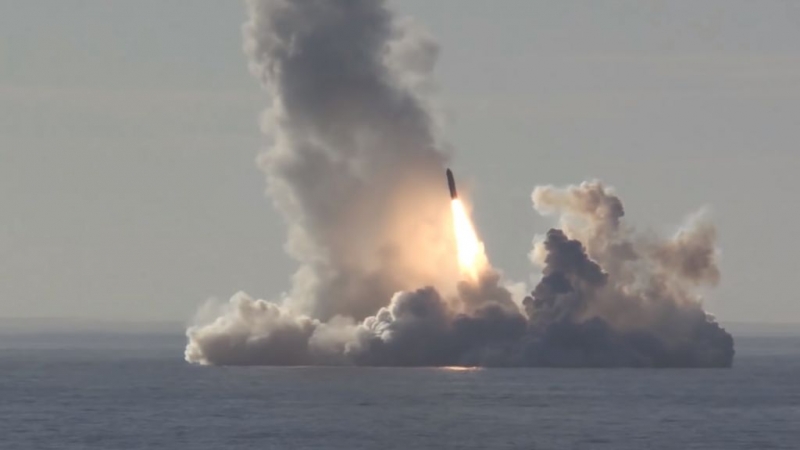 В США полет баллистической ракеты признали за НЛО