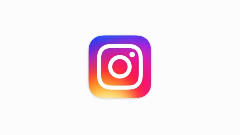 Для конкуренции с Clubhouse: Instagram добавит в приложение аудиокомнаты