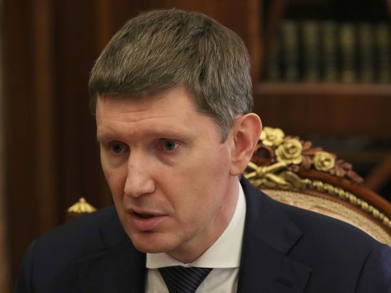 Министр Решетников списал низкий курс рубля на психологию