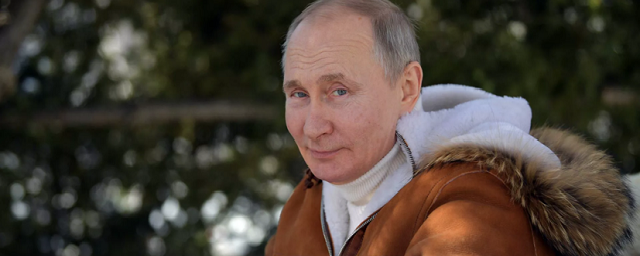Песков рассказал, был ли у Путина на отдыхе с собой «ядерный чемоданчик»