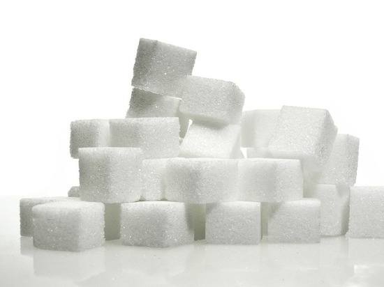 Ретейлеры предупредили россиян о возникновении перебоев с дешевым сахаром