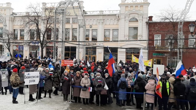 За Крым можно, а за Навального нет: в Челябинске в честь Крымской весны массово нарушили меры безопасности и распоряжение губернатора (ФОТО)