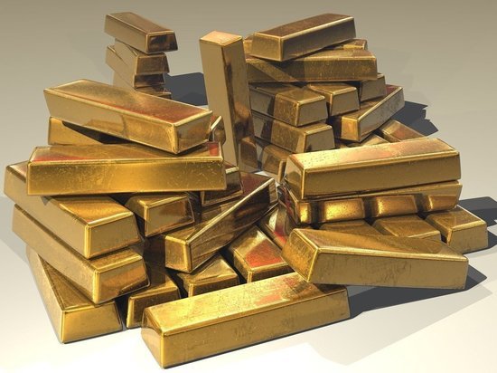 Государство перешло к распродаже золота: что делать россиянам