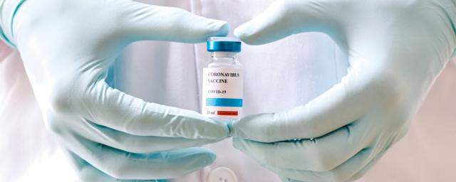 Новая вакцина ФМБА будет защищать от всех мутаций коронавируса