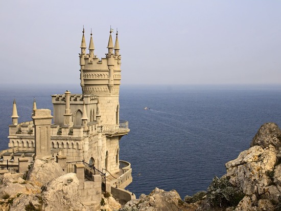 Объяснена высокая цена отдыха на Черном море