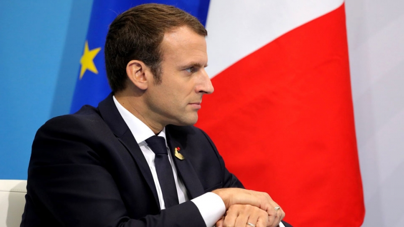 Президент Франции получил публичную пощечину (ВИДЕО)