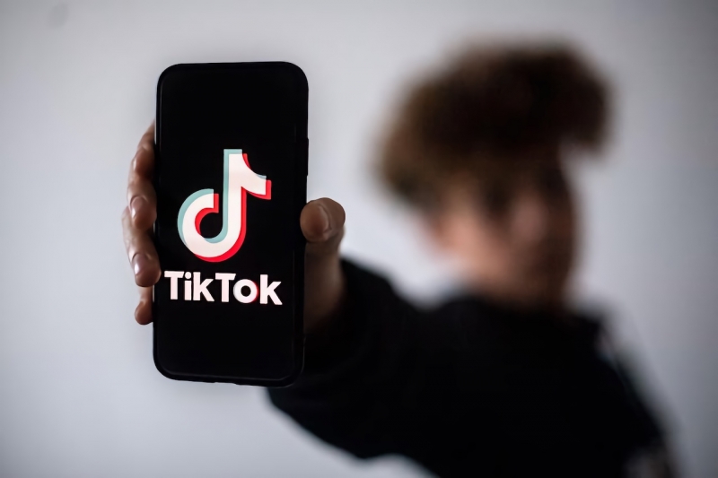 TikTok ограничивает видимость видеороликов подростков в целях обеспечения безопасности