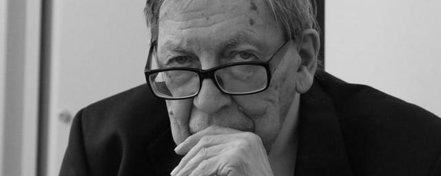 В Москве на 92-м году жизни умер президент журфака МГУ Ясен Засурский