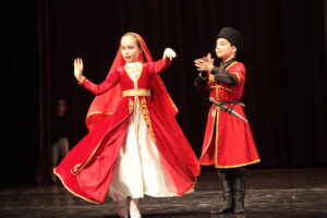 Кавказские танцы для детей: отличный вариант перенаправления детской энергии