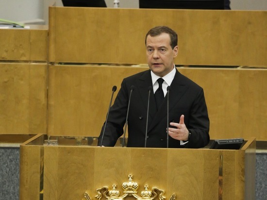 Медведев: «Единая Россия» выработает решения по сохранению рабочих мест