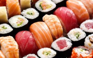 Роллы и суши: отличный вариант, когда не хочется готовить
