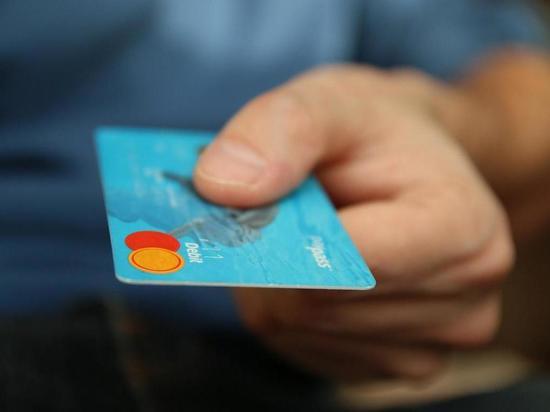 Названы риски оформления карт Visa и MasterCard в Казахстане