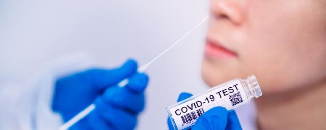 В России зарегистрировали первый в мире тест, выявляющий два участка коронавируса