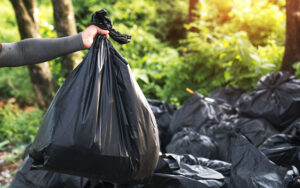 Мешки для мусора: виды и особенности