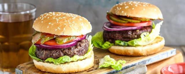 Шведская компания выпустила бургер со вкусом человеческого мяса