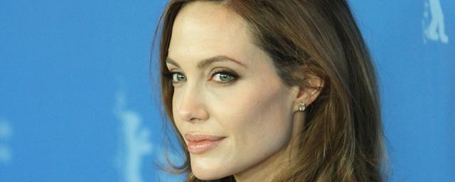 Американская актриса Анджелина Джоли отказалась встречаться со львовскими властями