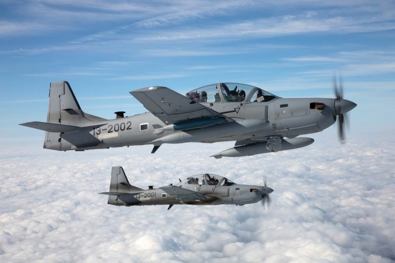 США готовы передать партнёрам штурмовики A-29 Super Tucano и AT-6 Wolverine
