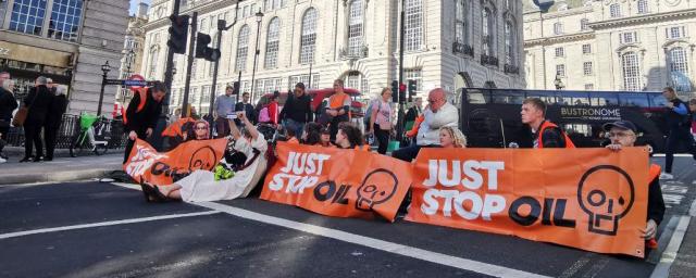 Британское правительство обнародует дополнительные меры по борьбе с климатическими активистами и забастовками