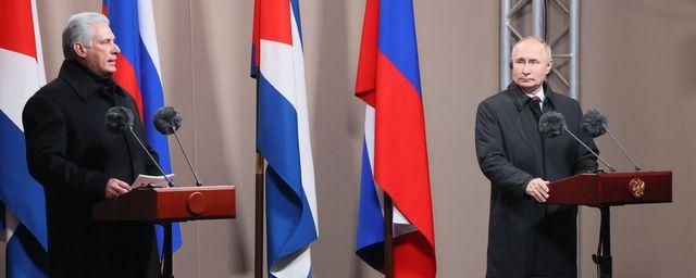 Владимир Путин и президент Кубы Мигель Диас-Канель открыли памятник Фиделю Кастро в Москве