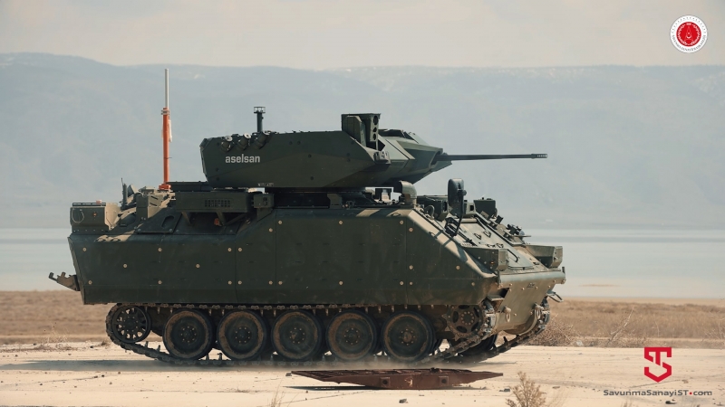 ASELSAN передала турецкой армии первую партию модернизированных БМП ZMA-15