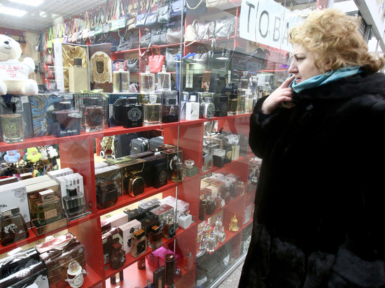 "Шанель" уныло опустела: рынок косметики в России радикально изменился