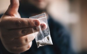 Солевая зависимость: опасность синтетических наркотиков