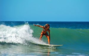 Сёрфинг: секреты обучения и особенности этого увлекательного виды спорта
