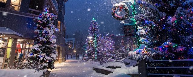 Владимир Зеленский подписал указ о переносе празднования Рождества на Украине на 25 декабря