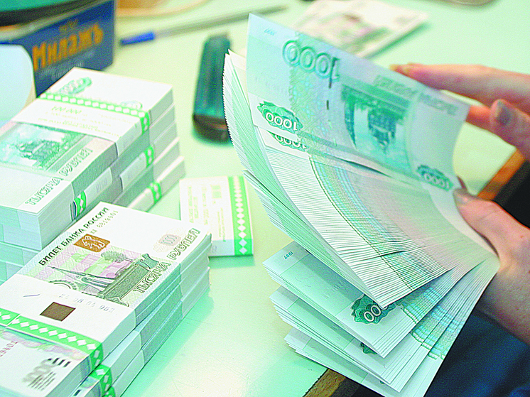 Курс доллара улетел на торгах к 92 рублям
