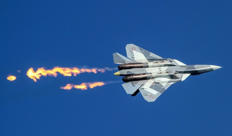В россии официально подтвердили начало производства истребителей пятого поколения Су-57 с двигателями шестого поколения по действующему контракту
