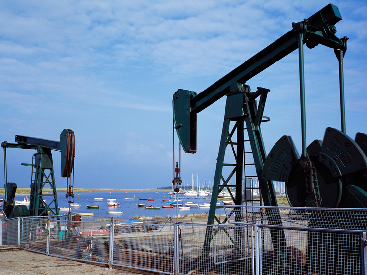 Крупнейшие нефтяные организации поспорили о  «начале конца нефти»