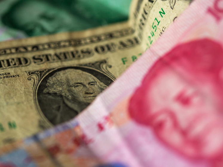 Роман с юанем: стоит ли покупать китайскую валюту