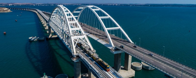 Движение на Крымском мосту перекрывали утром 30 октября