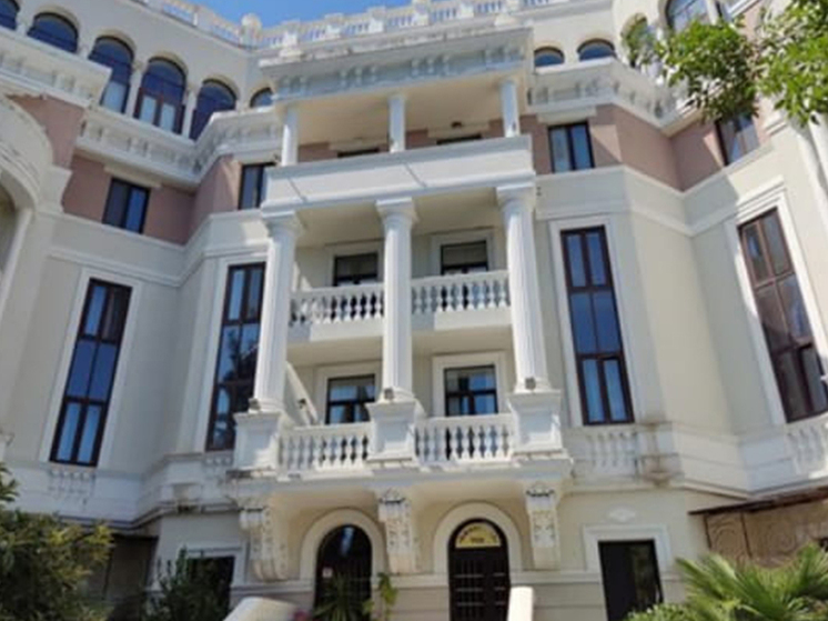 Раскрыты подробности продажи апартаментов Зеленского в Крыму