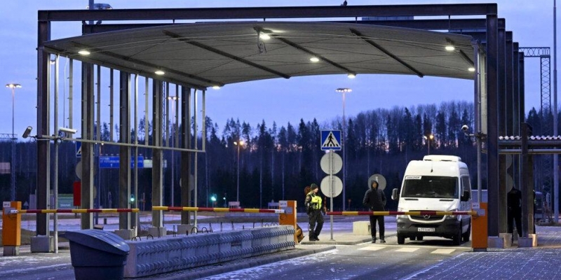 На границу Финляндии и России за год прибыло рекордное число просителей убежища
