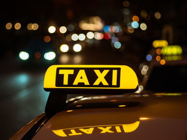 Названы причины нового роста цен на такси
