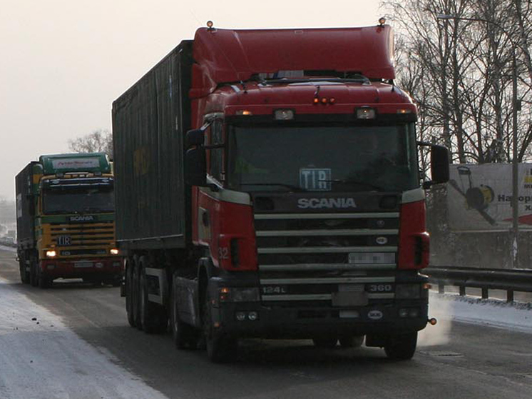 Оценен ущерб от простоя грузовиков на границе Литвы и Калининграда