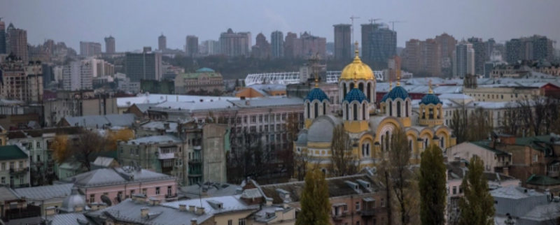 В Киеве без света остались 77 жилых домов и 120 учреждений