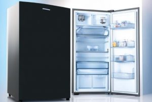 Когда самому ремонтировать холодильник нельзя: узнайте, в каких случаях вам необходима помощь специалиста