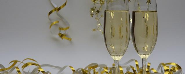 Врач Русанова рассказала, как пить алкоголь в новогодние праздники